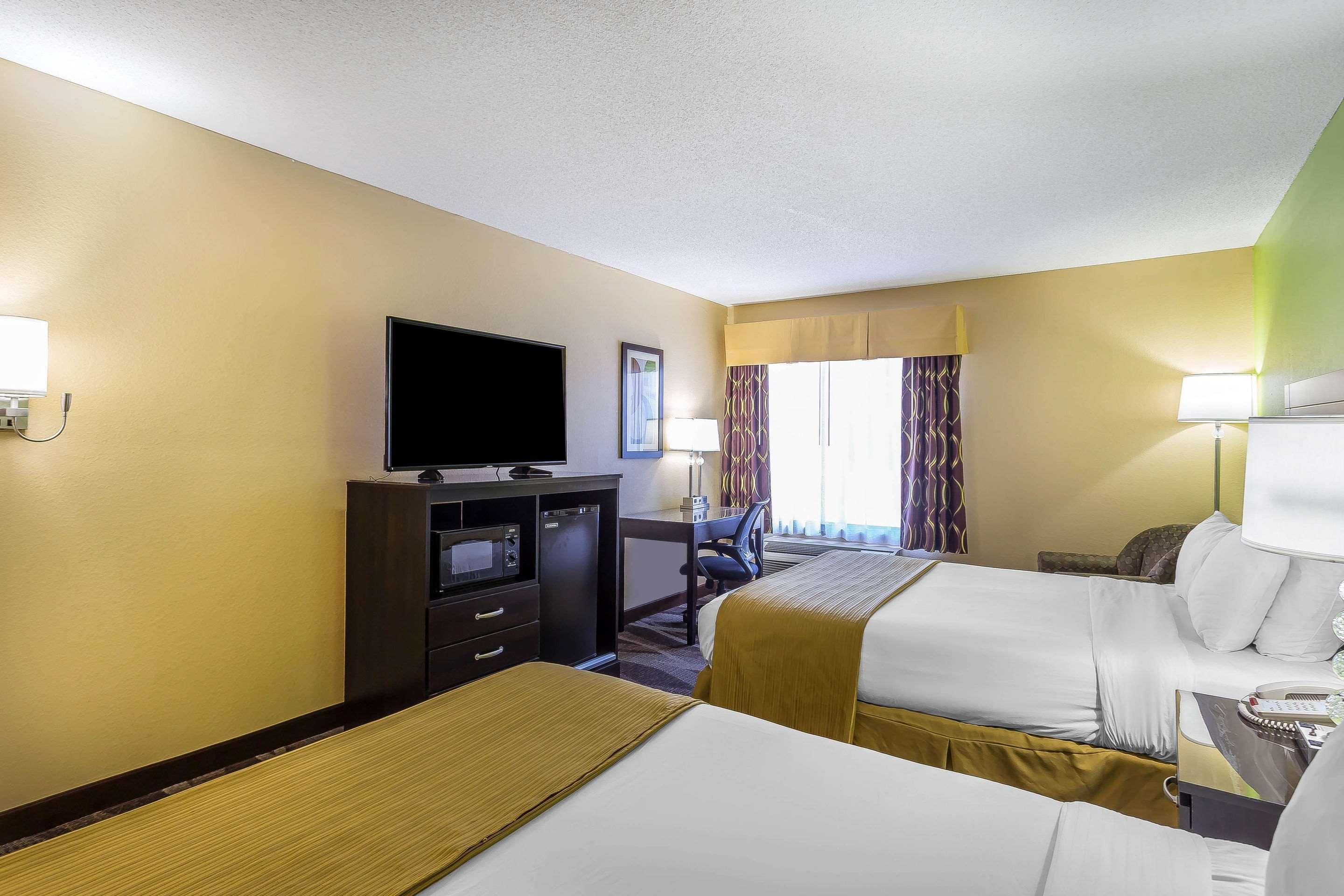 Quality Inn Warsaw I-40 Εξωτερικό φωτογραφία