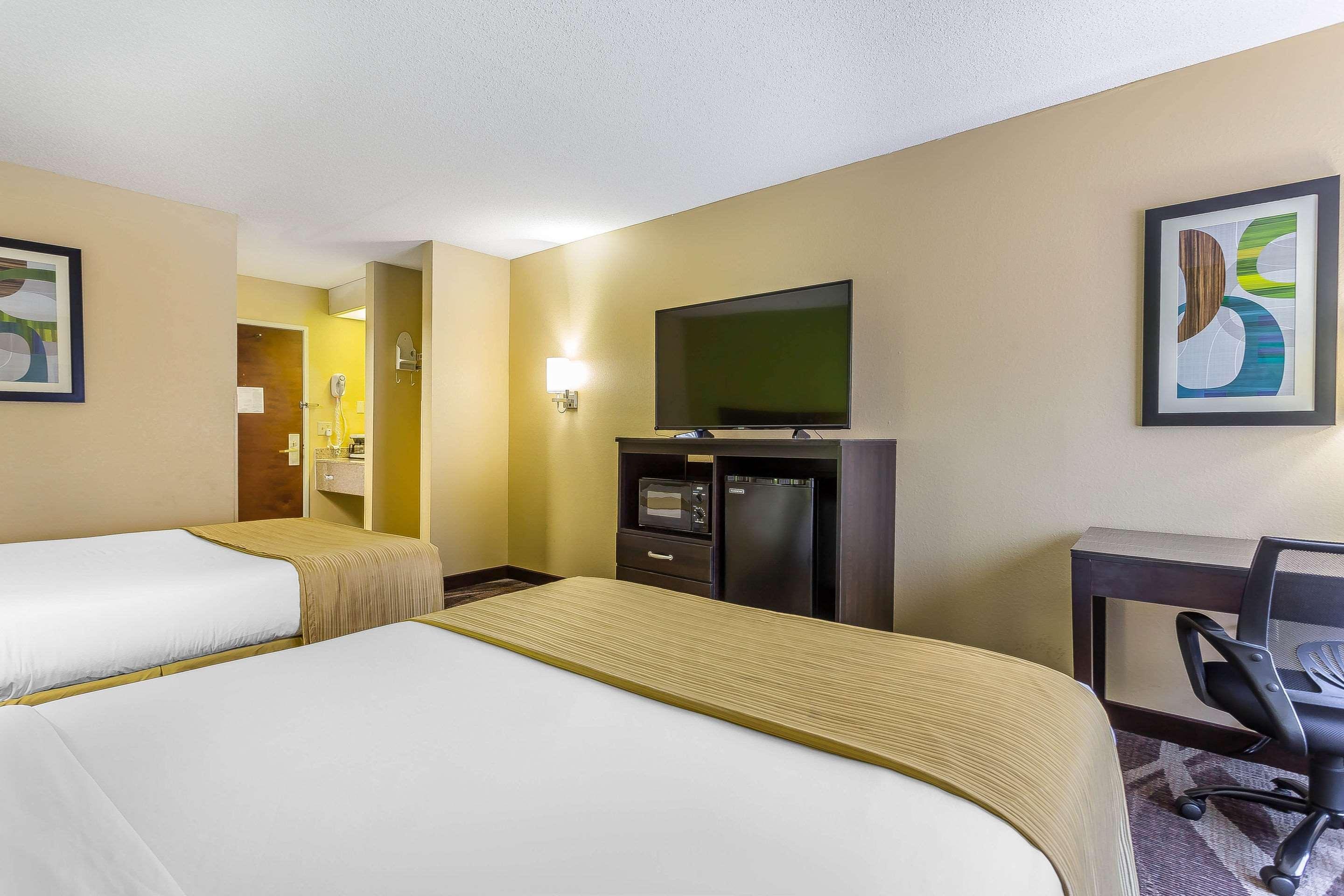 Quality Inn Warsaw I-40 Εξωτερικό φωτογραφία