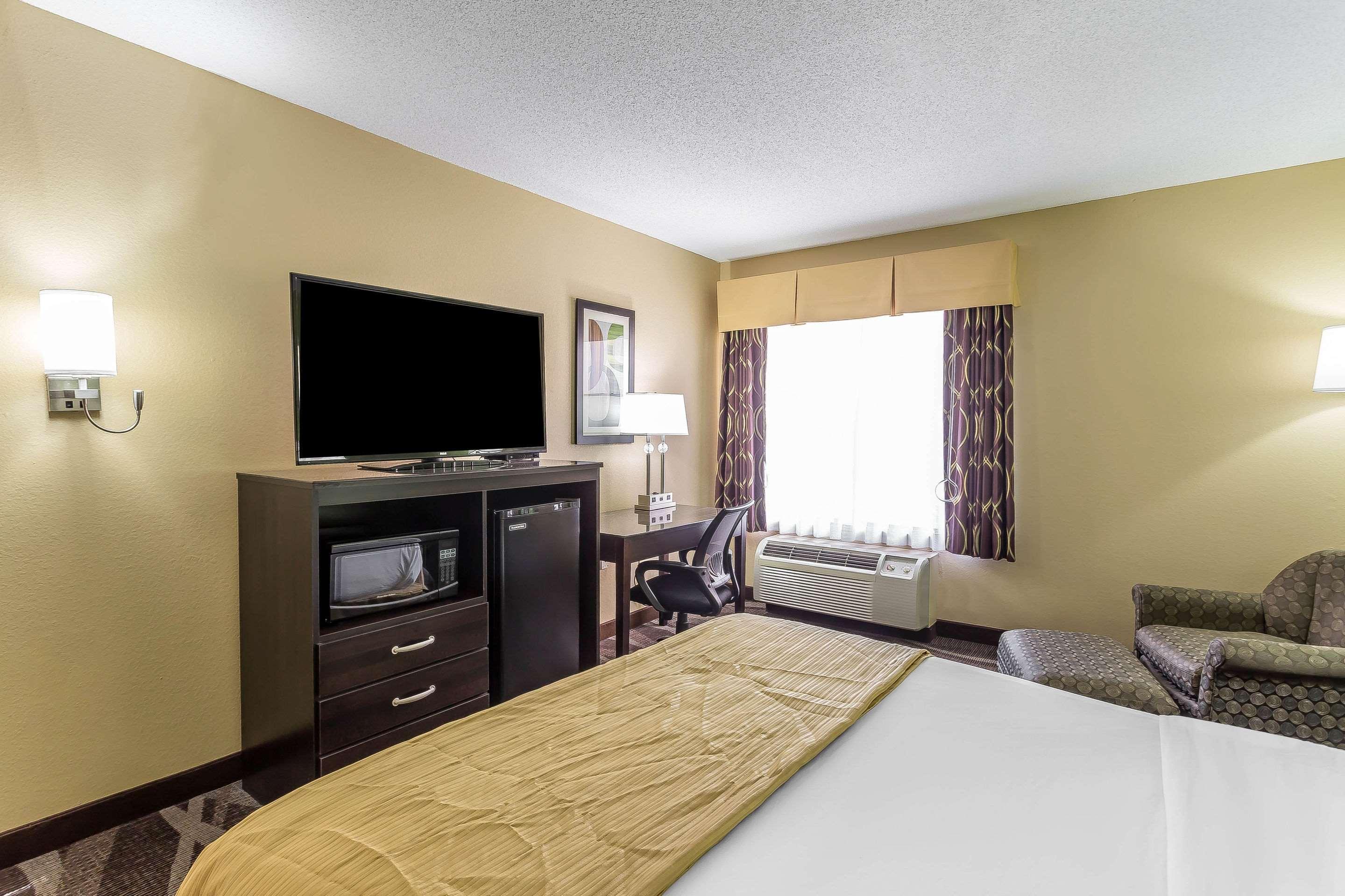 Quality Inn Warsaw I-40 Εξωτερικό φωτογραφία