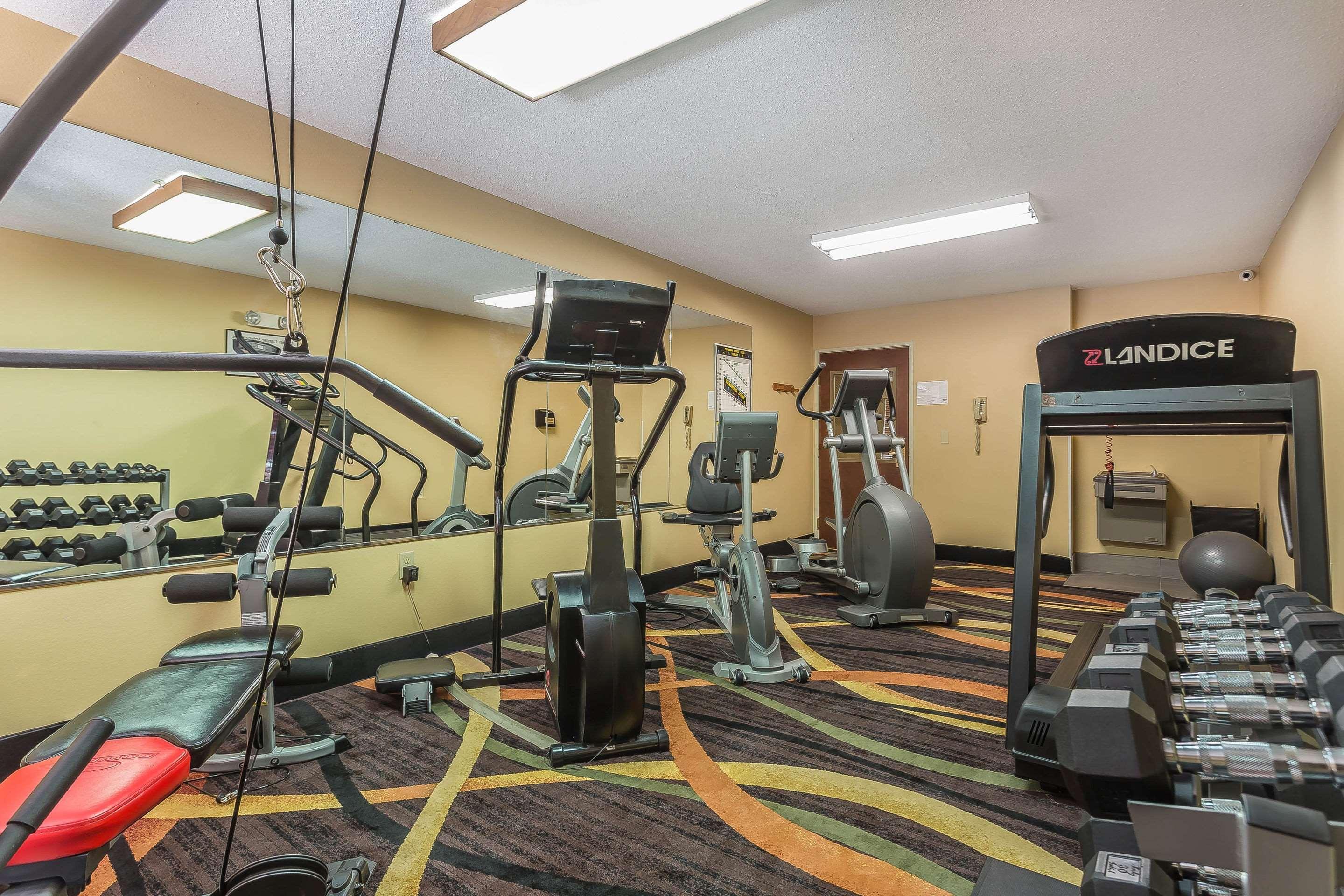 Quality Inn Warsaw I-40 Εξωτερικό φωτογραφία