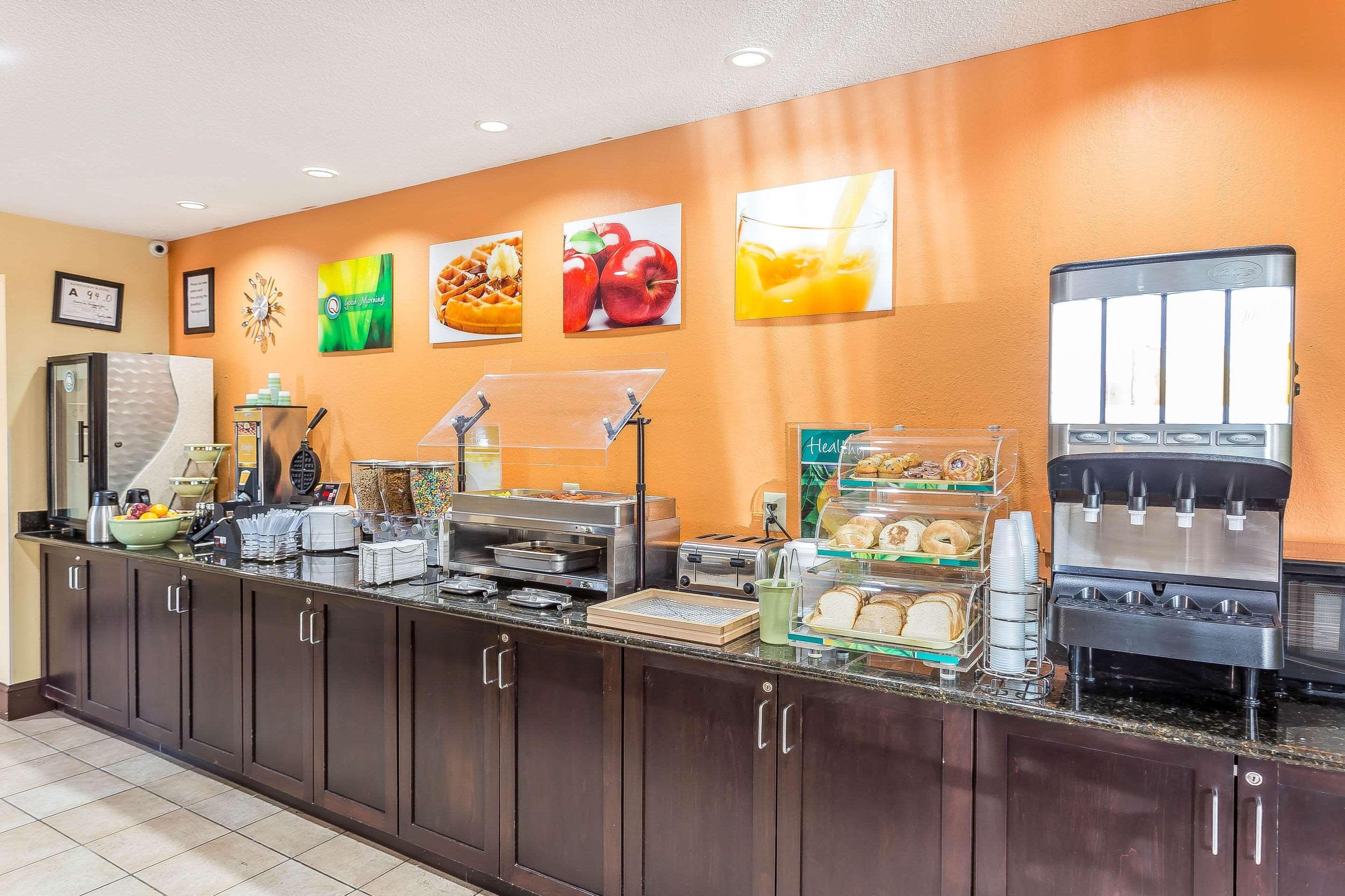 Quality Inn Warsaw I-40 Εξωτερικό φωτογραφία